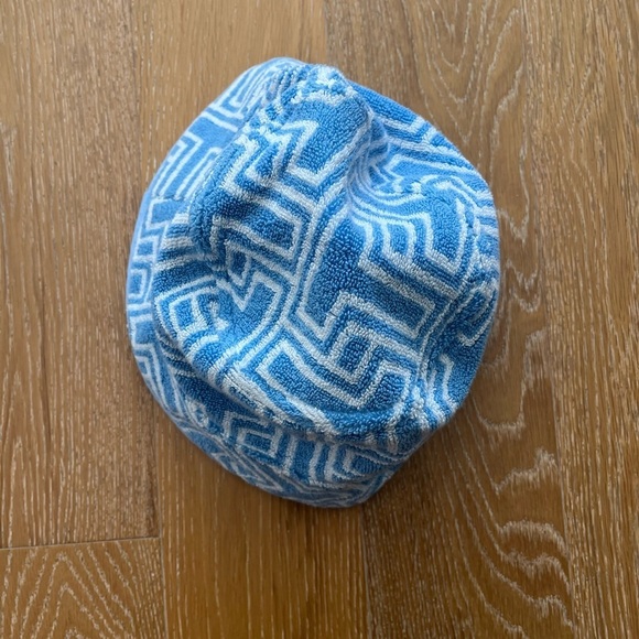 Blue and White Geometric Bucket Hat women’s terrycloth - Picture 4 of 6